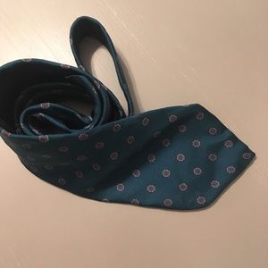 Teal Dillard’s silk tie